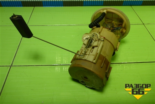 Насос топливный электрический (1.6л K4MW761) для Renault Megane 2 с 2002-2009г (Меган)