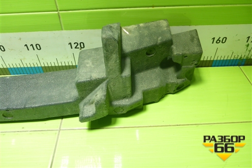 Наполнитель переднего бампера (62090HZ30A) для Nissan X-Trail (Т32) с 2014г (Хтраил)