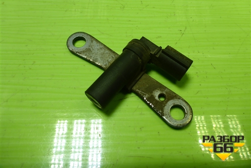 Датчик положения коленвала (1.6л K7M710) (8200772182) для Renault Logan с 2004-2015г (Логан)