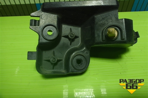 Кронштейн заднего бампера правый (4F9807892) для Audi A6 (C6) с 2004-2011г (А6)