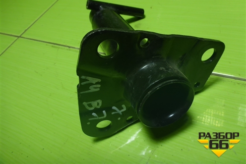 Кронштейн усилителя переднего бампера правый (8E0807134C) для Audi A4 (В7) с 2004-2009г (А4)