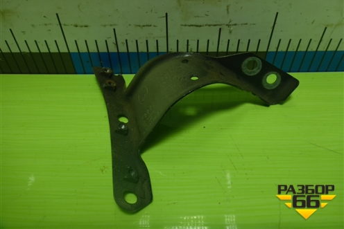 Кронштейн переднего крыла правый (8E0821136A) для Audi A4 (В7) с 2004-2009г (А4)