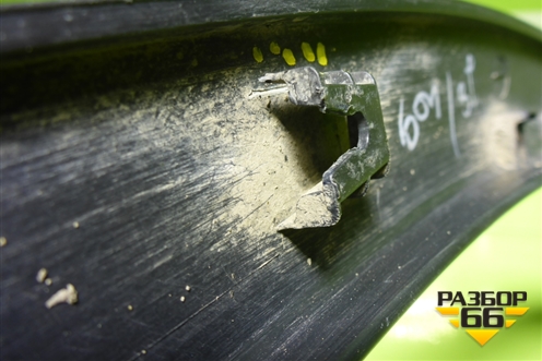 Накладка переднего крыла левого (638614CM0B) для Nissan X-Trail (Т32) с 2014г (Хтраил)