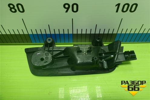 Ручка внутренняя двери задней левой (8E2837019) для Audi A4 (В7) с 2004-2009г (А4)