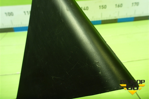 Накладка двери задней левой уголок (839102S000) для Hyundai ix 35 с 2010г (Ай икс 35)