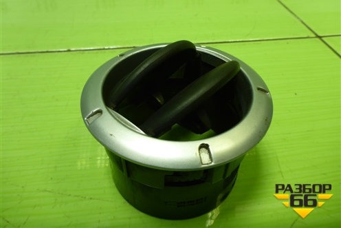 Дефлектор воздушный (687604194R) для Renault Logan с 2004-2015г (Логан)