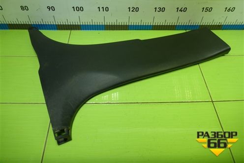 Обшивка стойки центральная нижняя правая (858451R000) для Hyundai Solaris с 2010-2016г (Солярис)