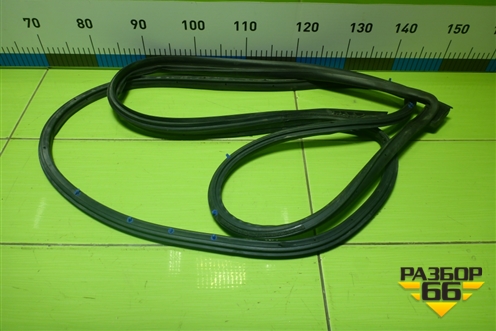 Уплотнитель двери передней правой (на дверь) для Chery Tiggo 4 Pro с 2020г (Тиго 4 Про)