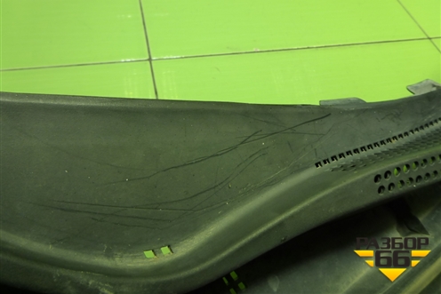 Решетка стеклоочистителей (дубликат) для Hyundai Solaris с 2010-2016г (Солярис)