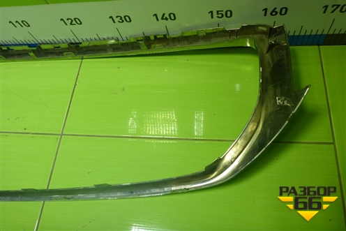 Накладка на решетку радиатора (8889303281) для Geely Monjaro с 2021г (Монджаро)