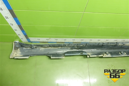 Накладка на порог наружная левая (7585206360) для Toyota Camry V70 с 2017г (Камри)