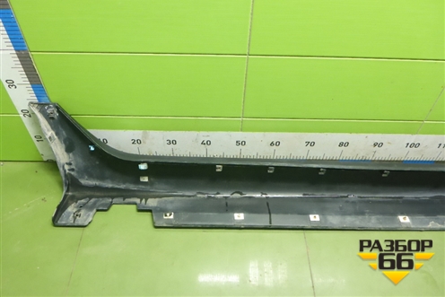 Накладка на порог наружная левая (877532S000) для Hyundai ix 35 с 2010г (Ай икс 35)