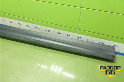 Накладка на порог наружная правая (01862742) для Geely Atlas с 2016-2022г (Атлас)