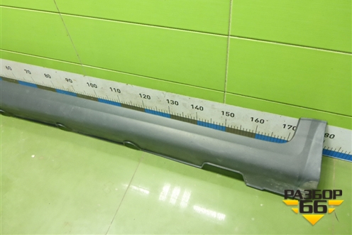 Накладка на порог наружная правая (X-Line) (87754H0500) для Kia Rio с 2017г (Рио 4)