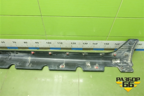 Накладка на порог наружная правая (X-Line) (87754H0500) для Kia Rio с 2017г (Рио 4)