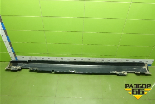 Накладка на порог наружная правая (AMG) (A2136909801) для Mercedes Benz E-Klass W213 с 2016г (Е)