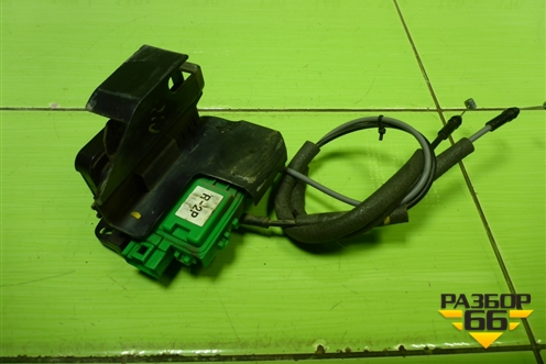 Замок двери передней правой для Hyundai Solaris с 2010-2016г (Солярис)