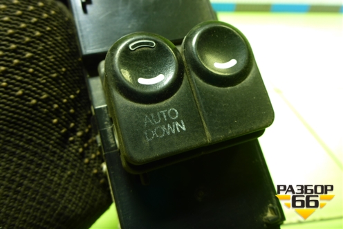 Модуль управления стеклоподъёмниками (на две двери) (39F49C1210) для Hyundai Solaris с 2010-2016г (Солярис)