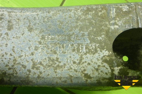 Усилитель заднего бампера (8200021828) для Renault Megane 2 с 2002-2009г (Меган)