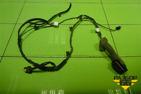 Проводка двери передней правой (электрический стеклоподъёмник) (916104L011) для Hyundai Solaris с 2010-2016г (Солярис)