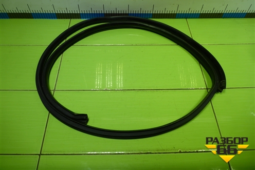 Уплотнитель двери передней левой для Hyundai Solaris с 2010-2016г (Солярис)