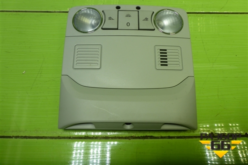 Плафон салонный передний (5E0947105) для Skoda Octavia (A7) с 2013г (Октавия)