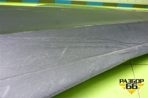 Накладка двери передней левой (5NA854939) для Volkswagen Tiguan с 2016г (Тигуан)