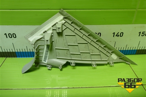 Обшивка стойки задняя верхняя левая (лифтбэк) (5E5867287) для Skoda Octavia (A7) с 2013г (Октавия)