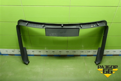 Обшивка двери багажника (верхняя лифтбек) (5E5867605) для Skoda Octavia (A7) с 2013г (Октавия)