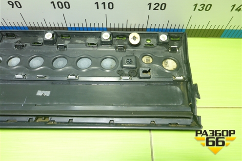 Накладка двери задней левой (CK52274A49A) для Land Rover Range Rover 4 с 2013-2022г (Вог)