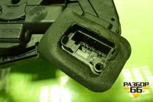 Замок двери задней левой (5E0839015) для Skoda Octavia (A7) с 2013г (Октавия)