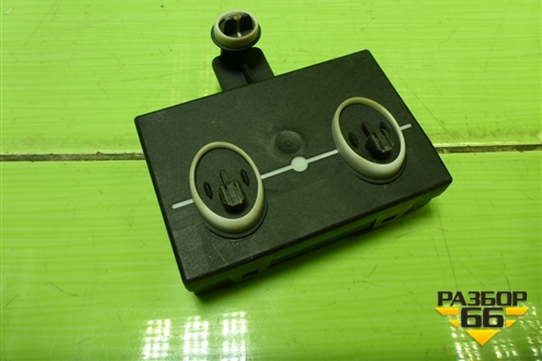 Блок комфорта (передний правый) (5Q4959592E) для Skoda Octavia (A7) с 2013г (Октавия)