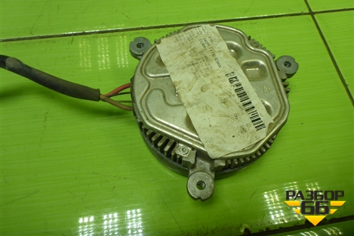 Моторчик вентилятора (5Q0121203CN) для Skoda Octavia (A7) с 2013г (Октавия)