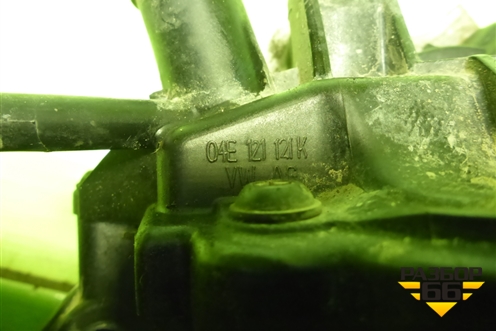 Насос водяной помпа (1.4л CZD с термостатом) (04E121121K) для Skoda Octavia (A7) с 2013г (Октавия)