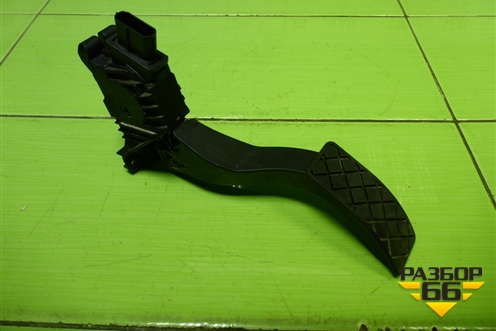 Педаль газа электронная (5Q1723503H) для Skoda Octavia (A7) с 2013г (Октавия)