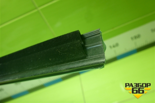 Накладка стекла переднего левого (новая) (610703003) для Voyah Free с 2021г (Фри)