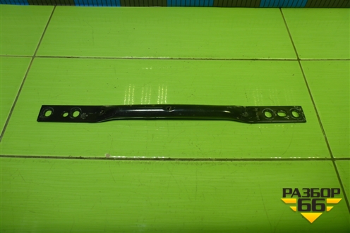 Распорка (на днище) (5Q0802128) для Skoda Octavia (A7) с 2013г (Октавия)