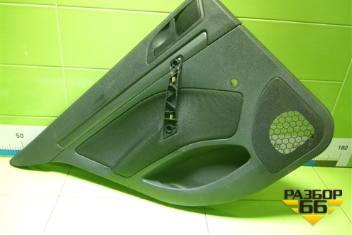 Обшивка двери задней левой под механику (1Z5867211) для Skoda Octavia (А5) с 2004-2013г (Октавия)