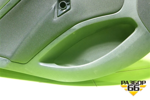 Обшивка двери задней левой под механику (1Z5867211) для Skoda Octavia (А5) с 2004-2013г (Октавия)