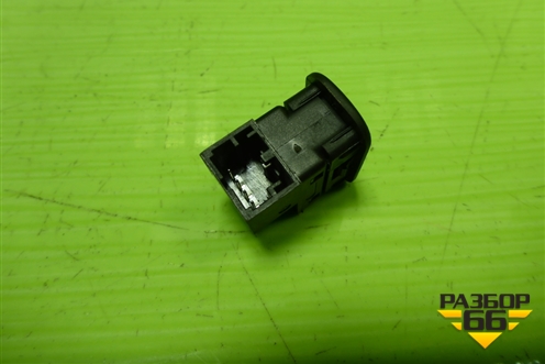 Кнопка (6Q0962109B) для Skoda Octavia (A7) с 2013г (Октавия)