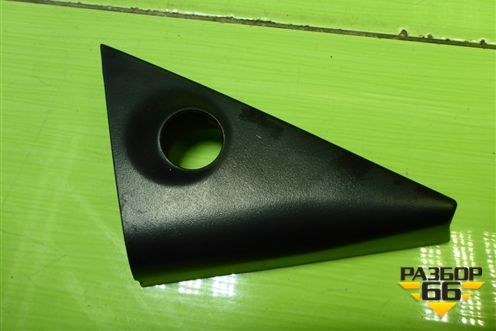 Накладка двери передней правой уголок (96304173) для Chevrolet Lanos с 2004г (Ланос)