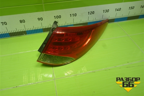 Фонарь задний наружный правый (924022Z000) для Hyundai ix 35 с 2010г (Ай икс 35)