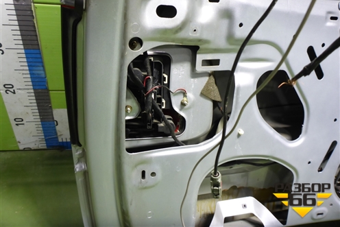 Дверь багажника со стеклом для Volkswagen Touareg c 2002-2010г (Туарег)