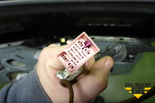 Дверь багажника со стеклом для Volkswagen Touareg c 2002-2010г (Туарег)