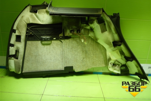 Обшивка багажника правая (7L6867038) для Volkswagen Touareg c 2002-2010г (Туарег)