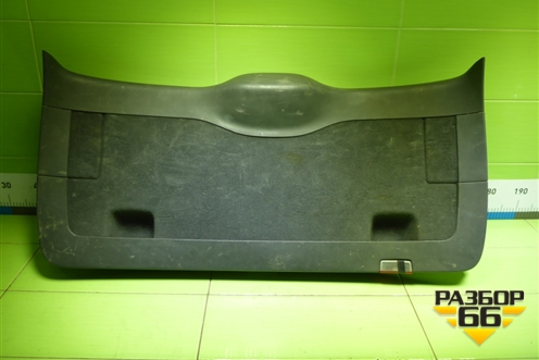 Обшивка двери багажника (7L6867605) для Volkswagen Touareg c 2002-2010г (Туарег)