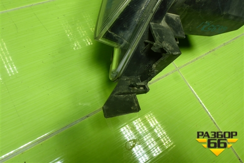 Фара правая (седан) для Mazda Mazda 3 (BK) с 2003-2009г 