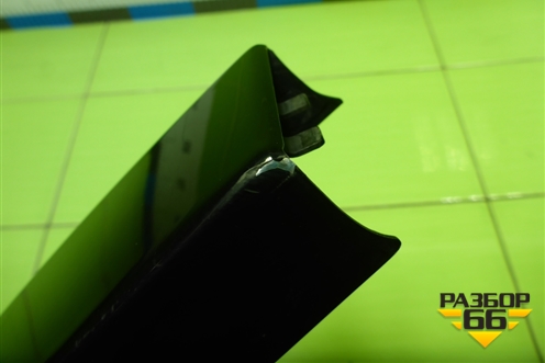 Накладка стойки (центральная правая) для Volkswagen Touareg c 2002-2010г (Туарег)