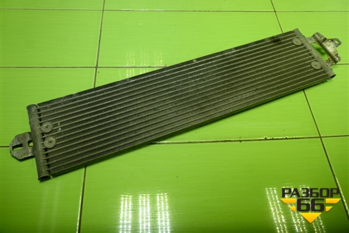 Радиатор маслоохладитель КПП (7L0317019B) для Volkswagen Touareg c 2002-2010г (Туарег)