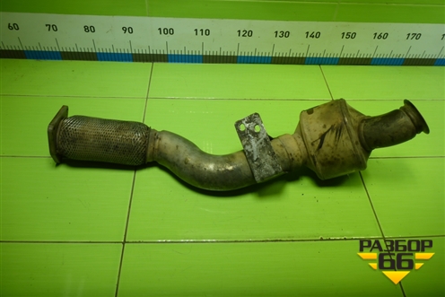 Приёмная труба глушителя (2.5л BAC) (7L6131690P) для Volkswagen Touareg c 2002-2010г (Туарег)